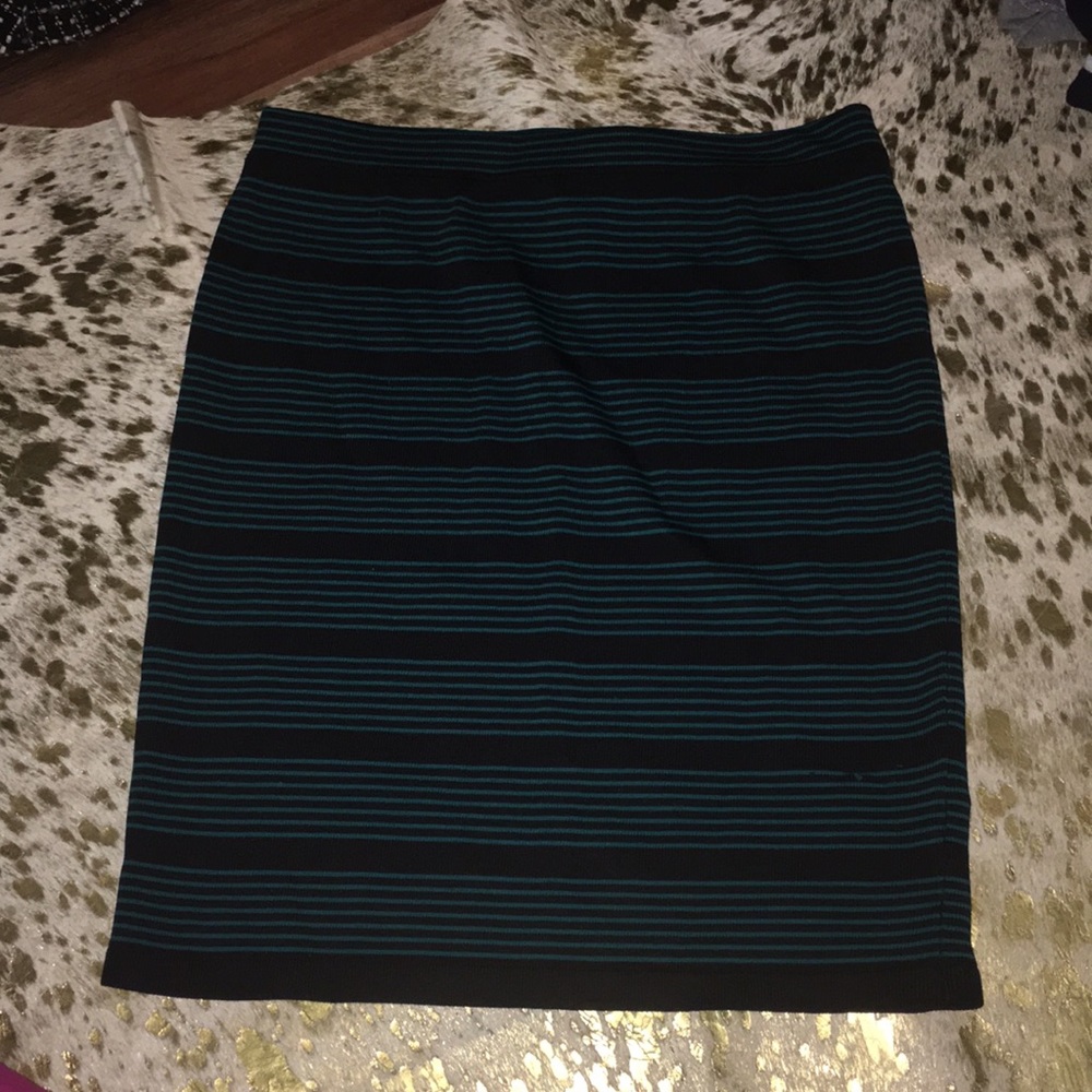 Forever 21 teal/blk striped skirt